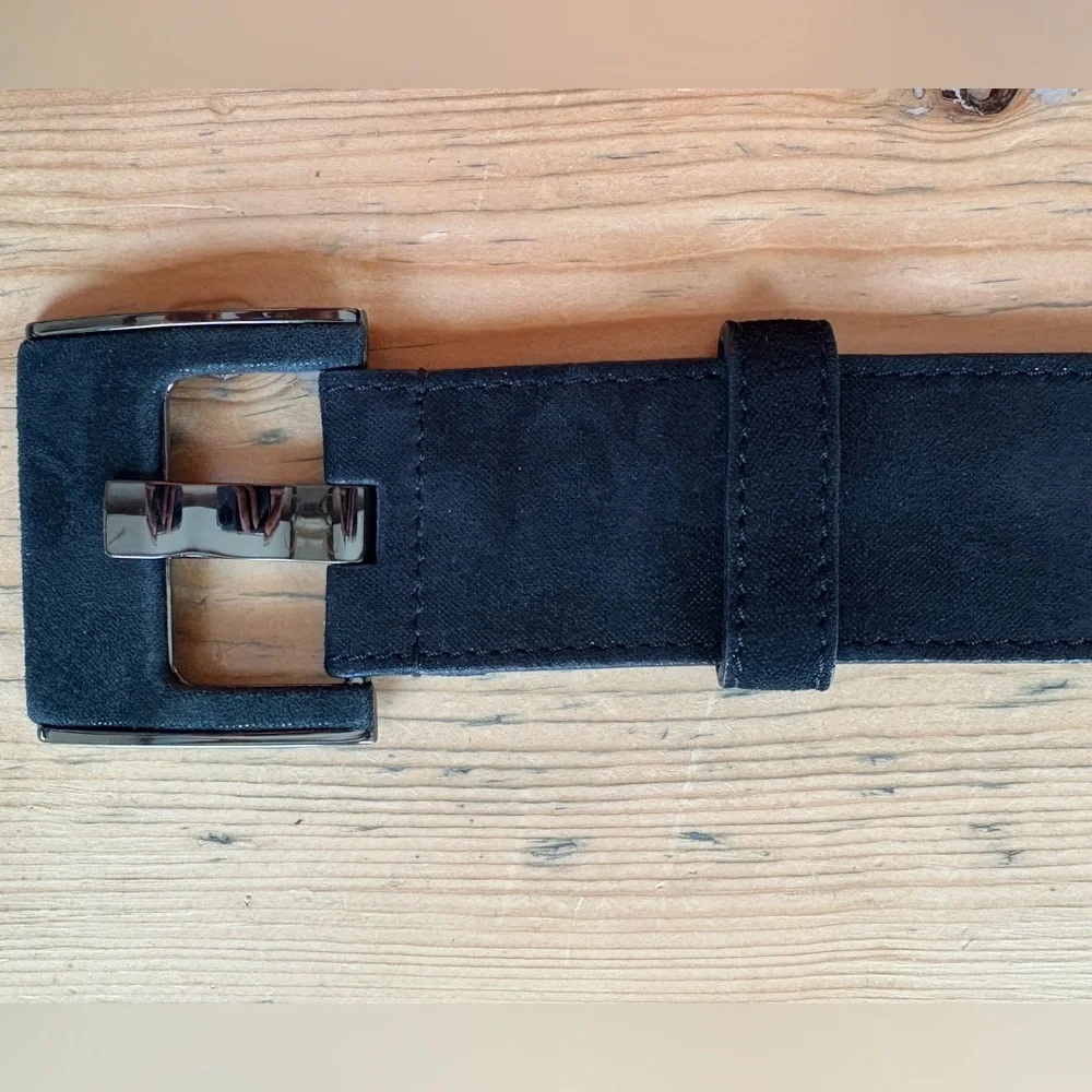 Chico’s Statement Belt Black Suede Size Medium EUC